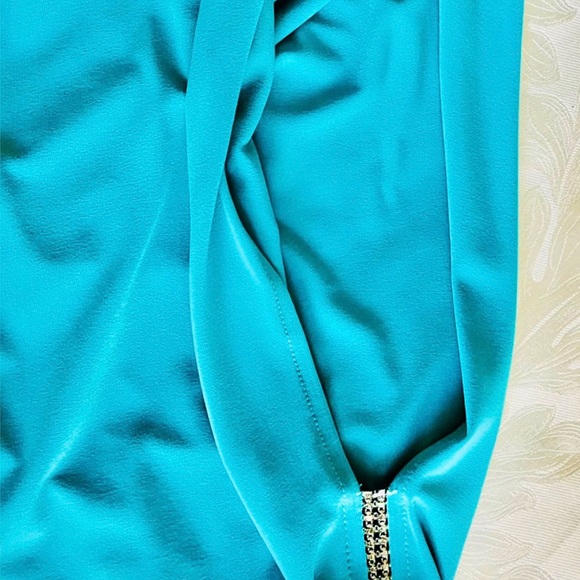 Cache dresses size 8 - Picture 7 of 7